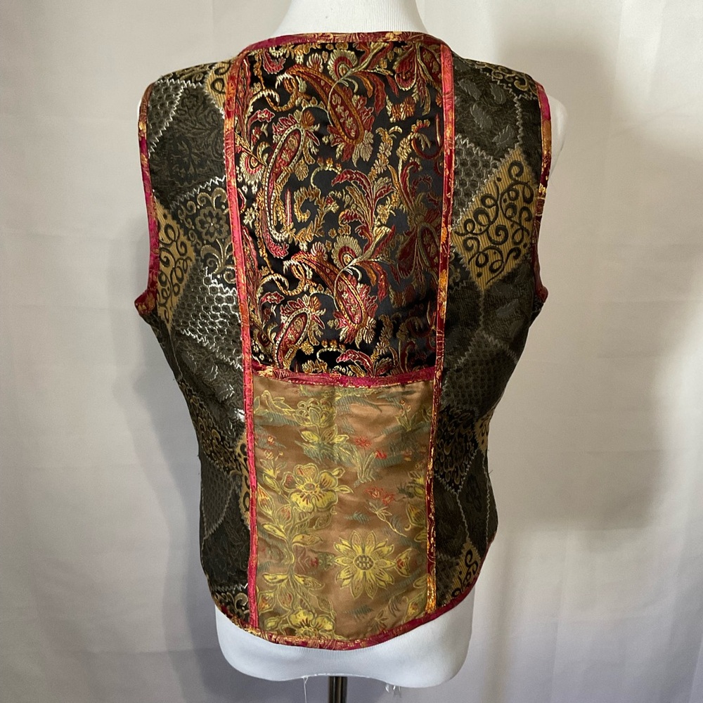 Vintage Ruby Rd Patchwork Tapestry Vest With Pock… - image 5